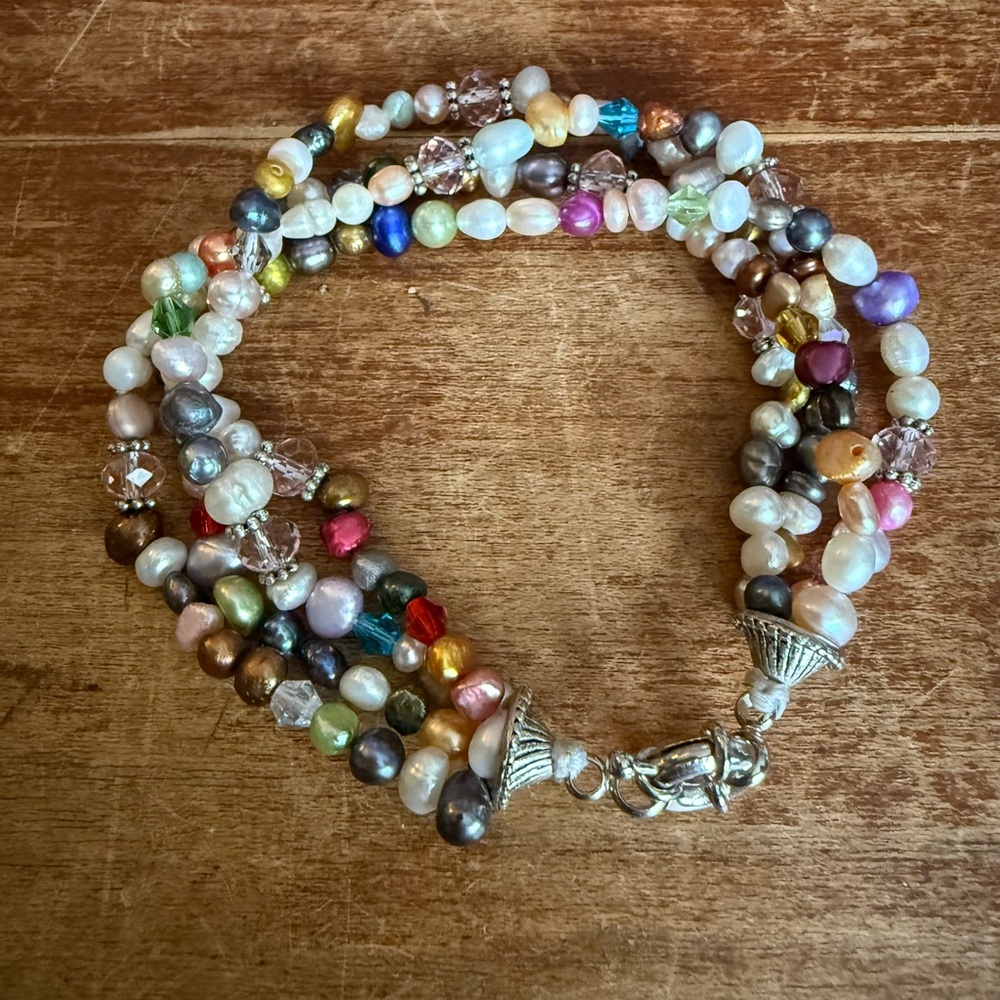 Vibrant Multicolor Pearl Beaded Bracelet